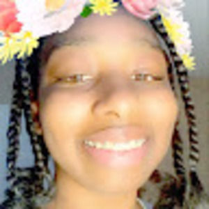 Meet your Posher, Yazarieah